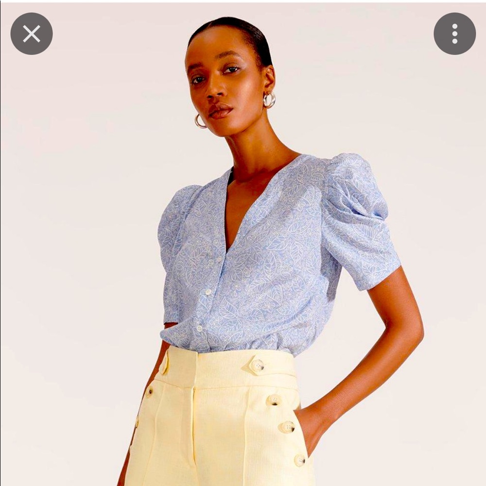 Garland puff sleeve Veronica beard! Great shirt with little wear!
